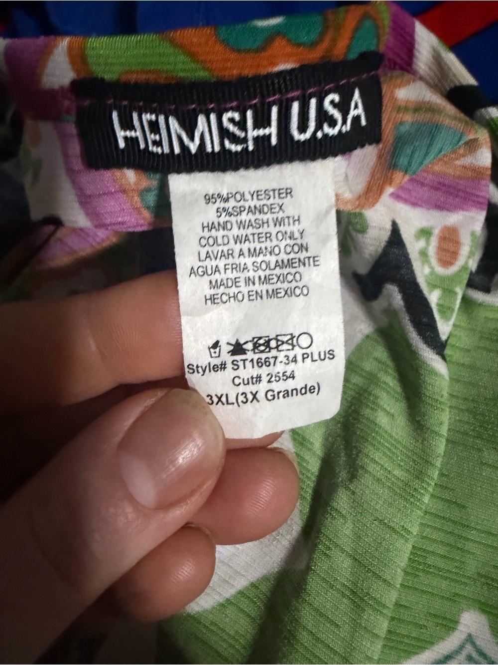 Heimish USA mandala floral print v-neck boho bold chic tunic size 3X. - Picture 7 of 7